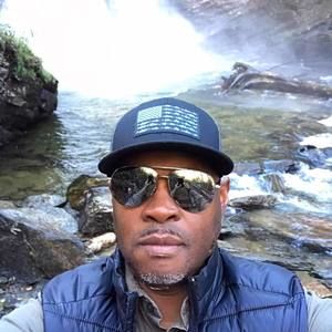 Meet your Posher, Reginald